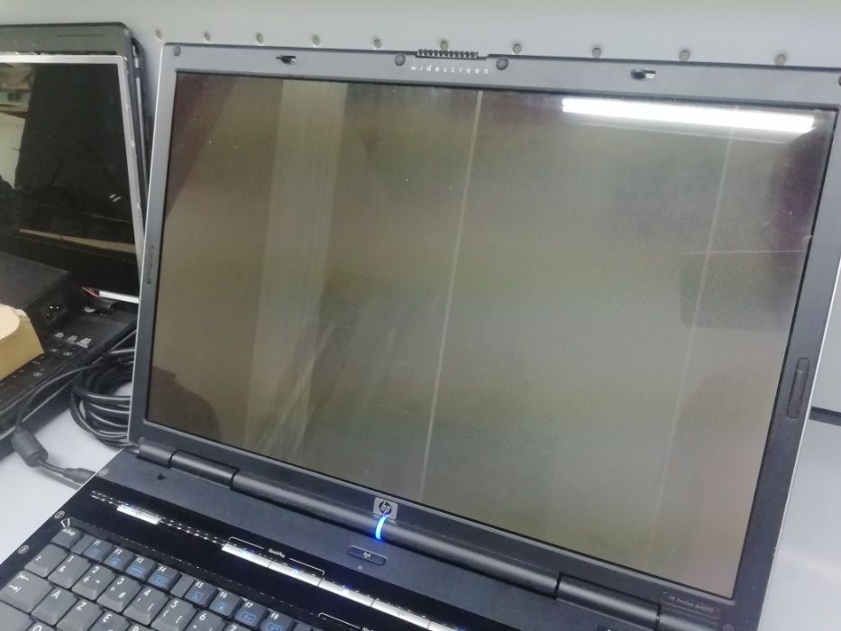 HP Pavilion DV8365ea