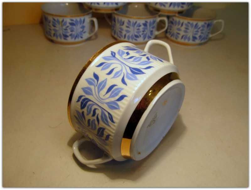 Porcelana Ćmielów Chodzież bulionówki złocone komplet 6 szt. styl Roma