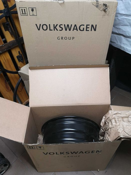 felgi stalowe 16 czarne skoda - vw