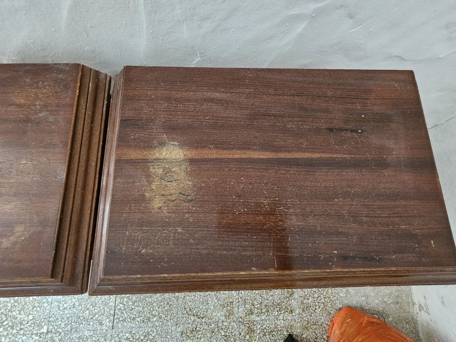 Mesas de cabeceira para recuperar