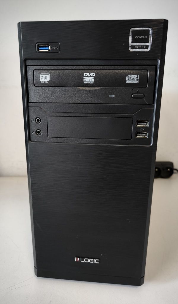 Komputer stacjonarny i3-3240/8GB/SSD/HDD