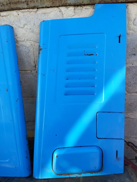 Кришки капота МТЗ 892