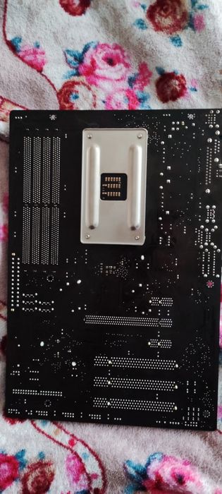 Материнская плата