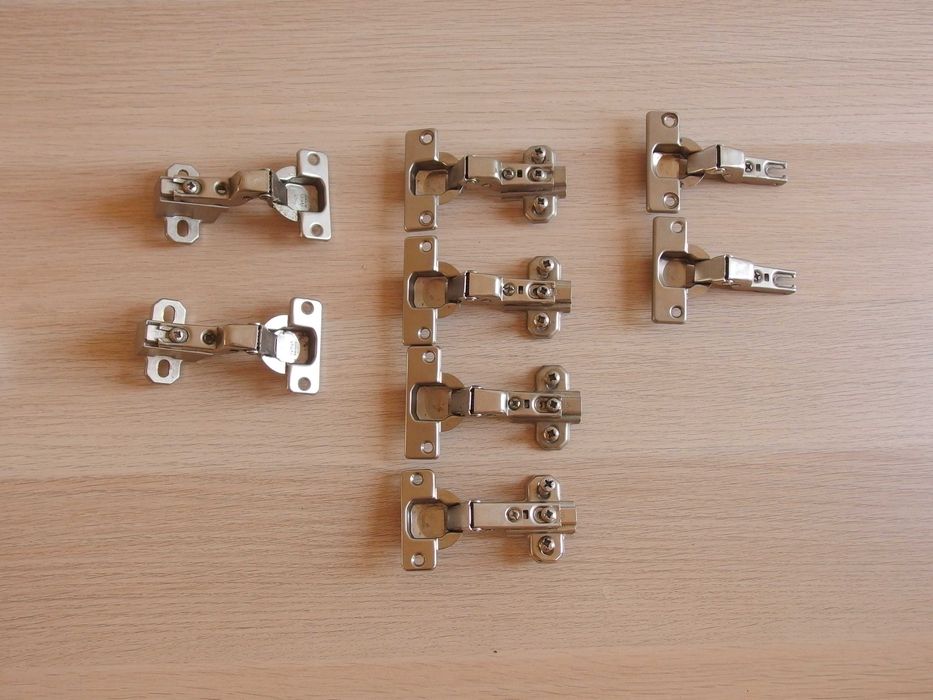 zawiasy meblowe puszkowe hettich