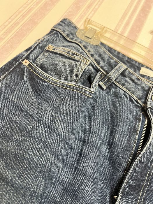 Жіночі джинси кльош