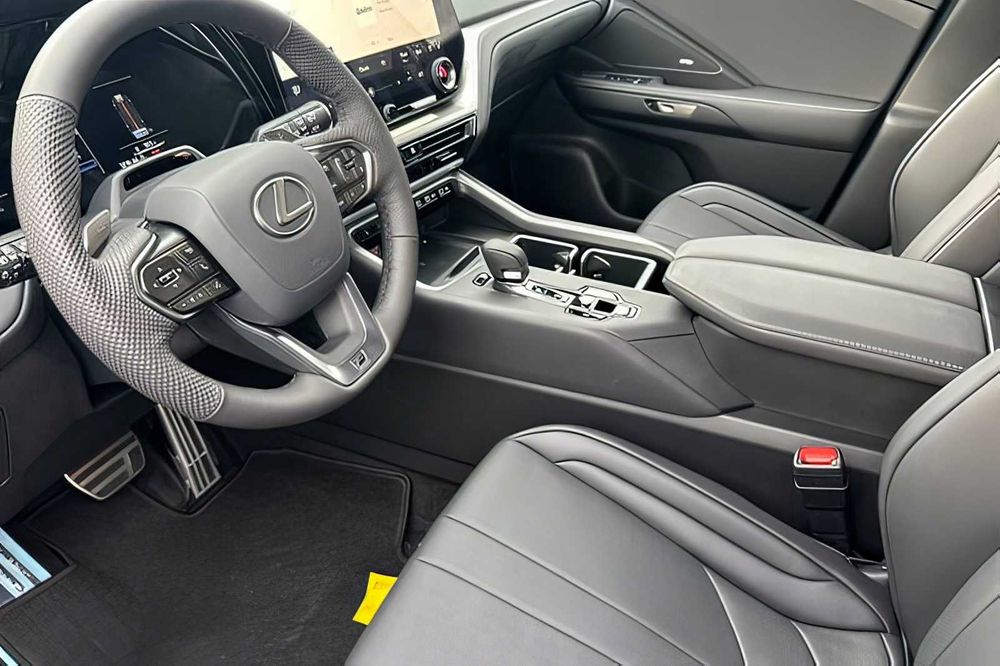 Lexus TX 500h      2025