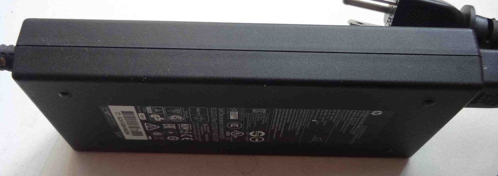 Блок питания для ноутбука HP 19.5V 7.7A HSTNN-CA27 150W зарядка