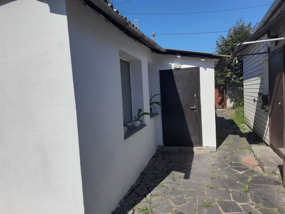 Продам частину будинку на Полевій