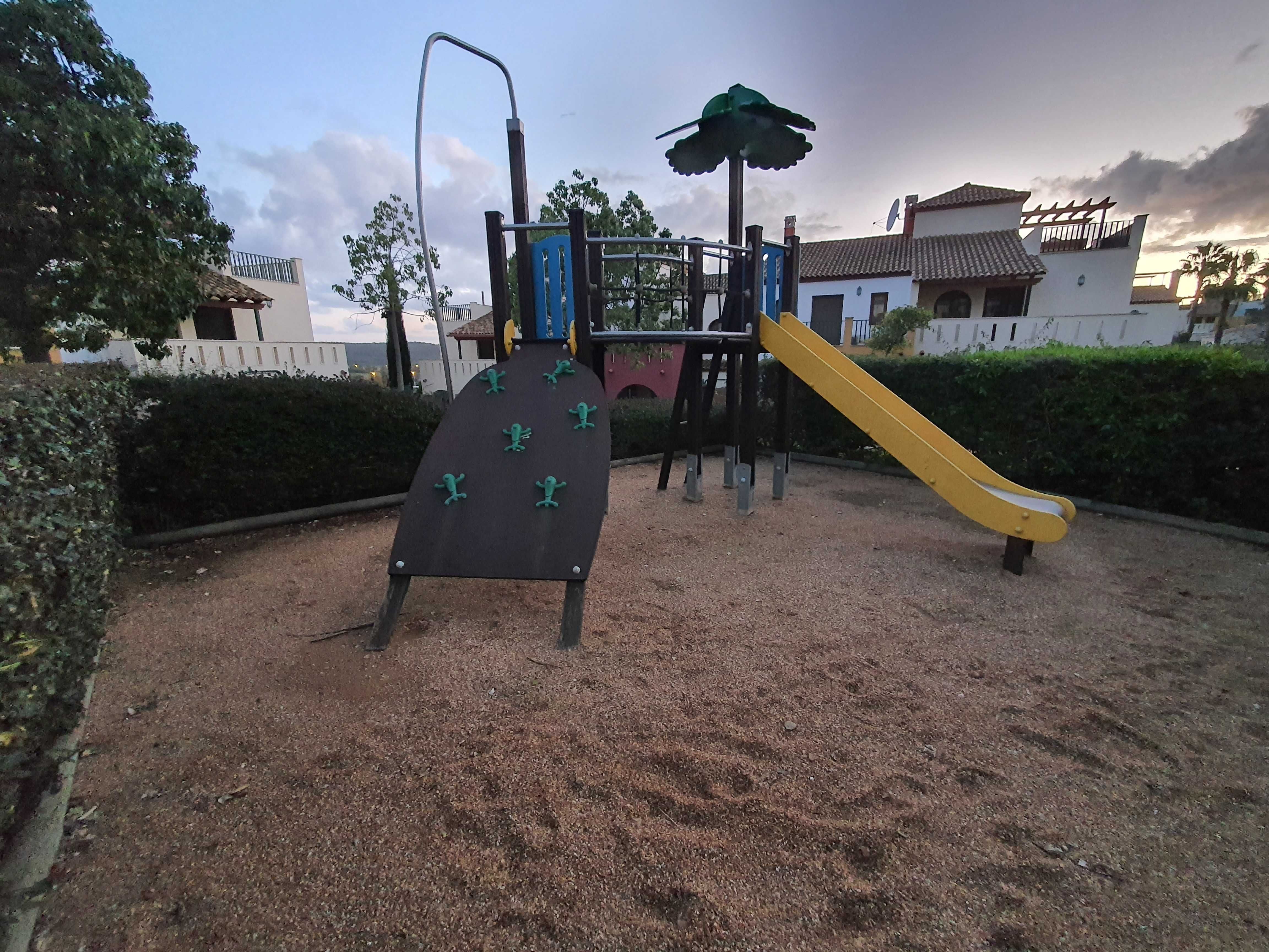 Moradia T3 para férias com piscina