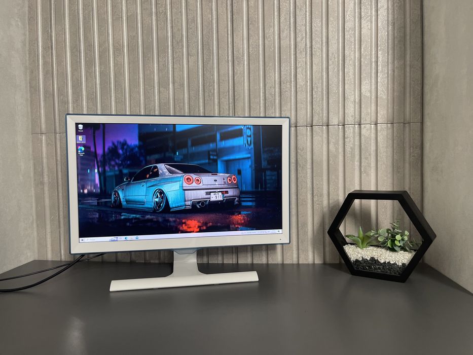 Стильний білий Монітор Samsung 22 дюйми full hd