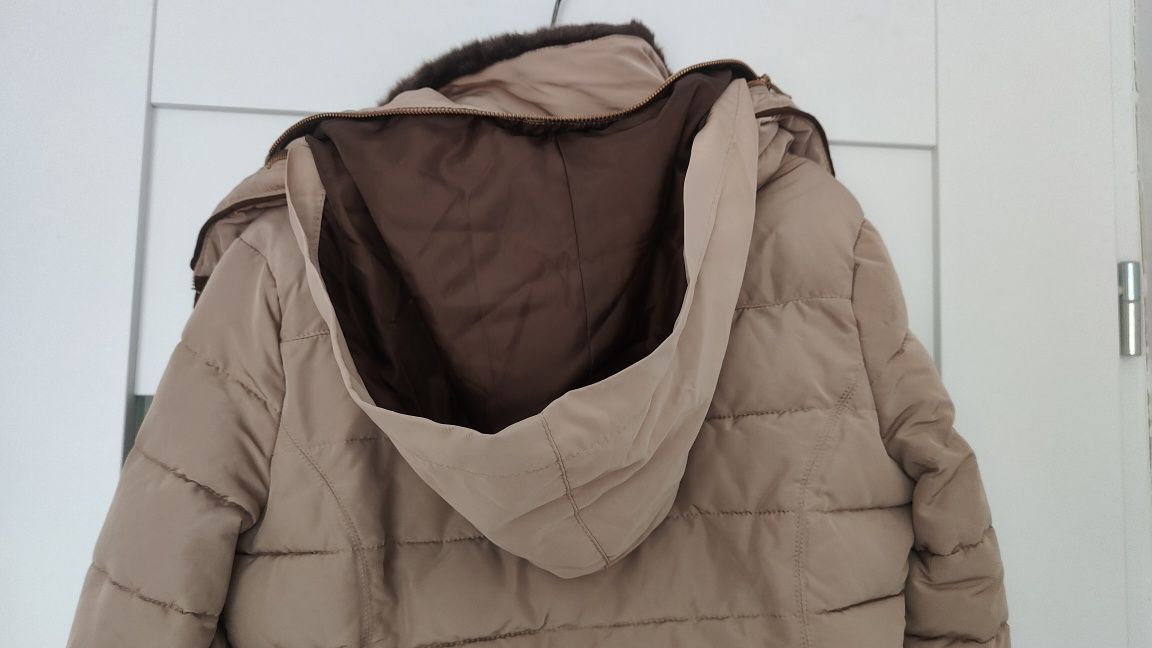 Kurtka ZARA XS 34 beżowa camel futerko przejściowa zimowa