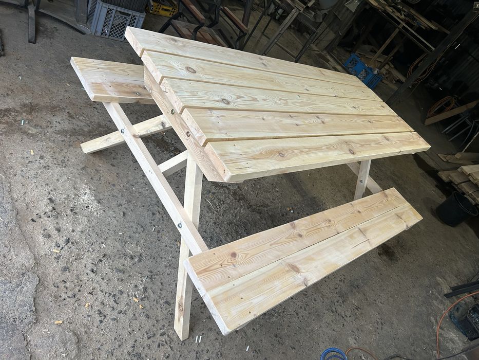 Solidne meble ogrodowe huśtawki piaskownice pergole stoly piknikowe