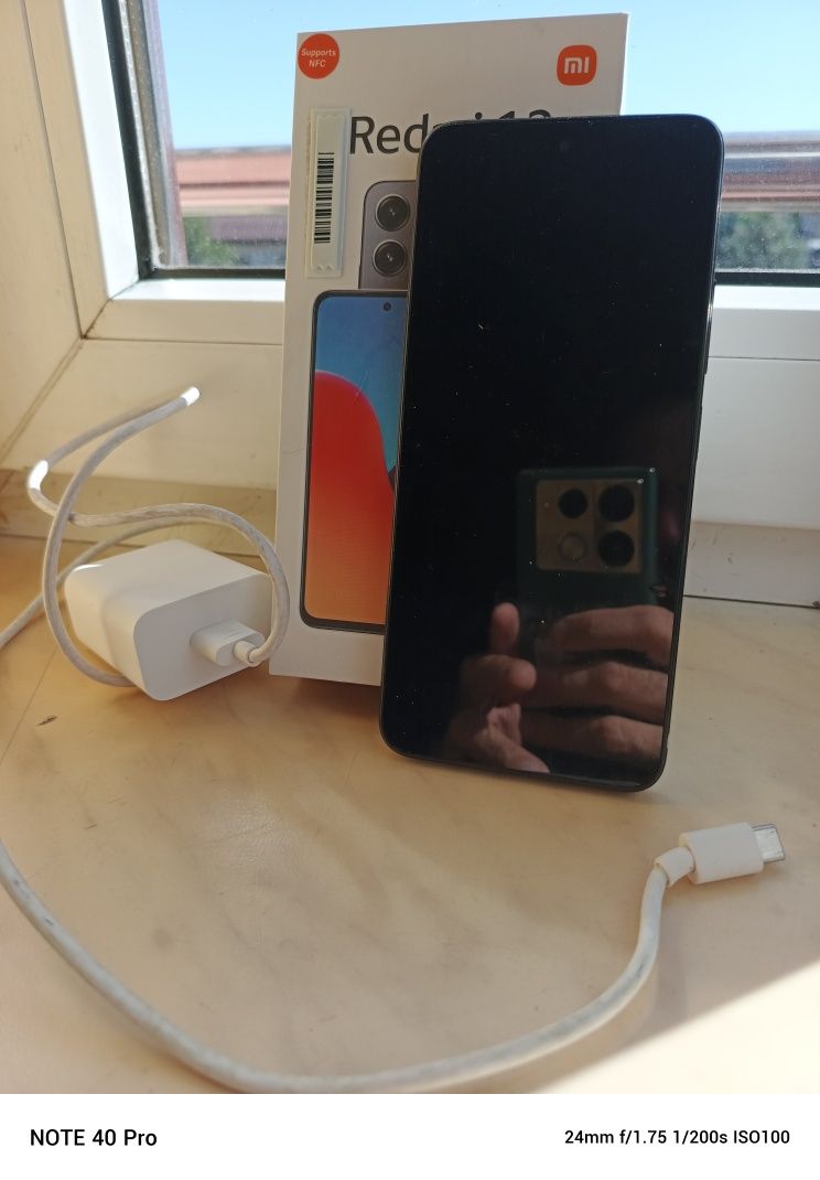 Redmi 12 dobrym stanie
