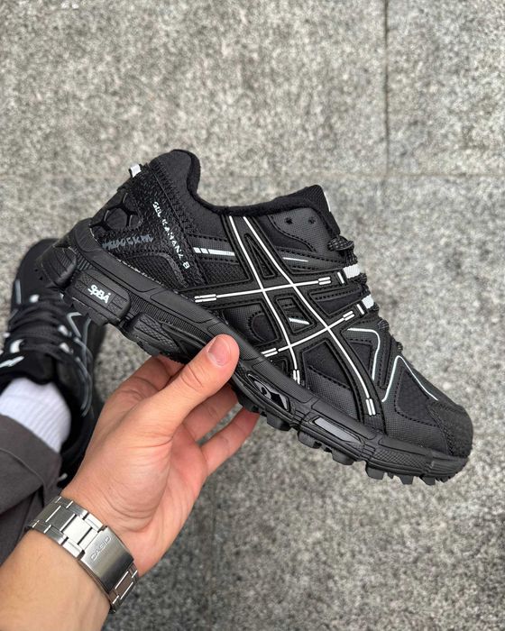 Продам стильні зимові кросівки Asics Gel-Kahana 8 Black Gore-Tex