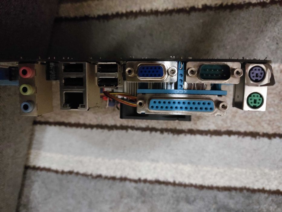 Asus M5A78L- MLX Процессор AMD Athlon ll x2 250 3.0Ghz