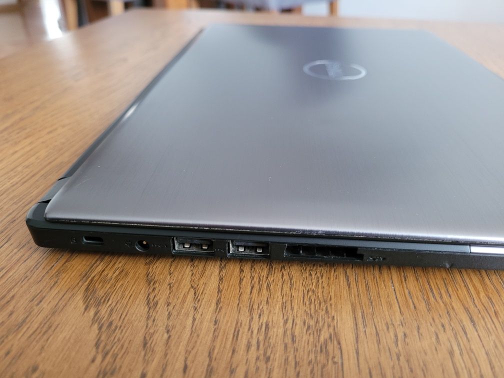 Dell vostro 5470 i5/ssd/Win11Pro 2 karty graficzne.