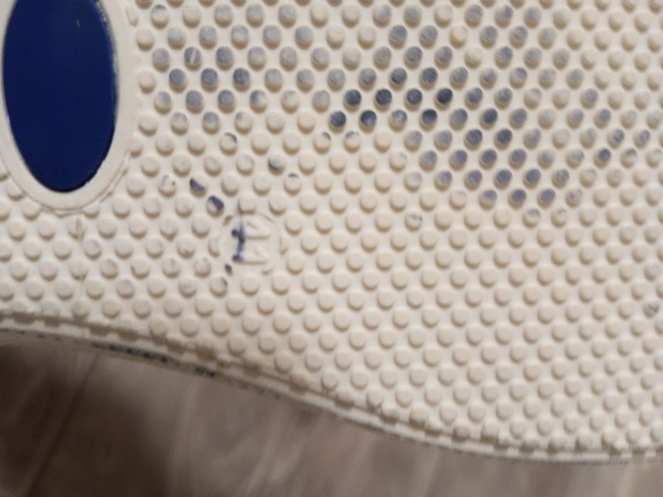 Продам нові розмір 41