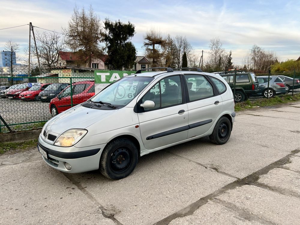 Renault Scenic 1.6 benzyna