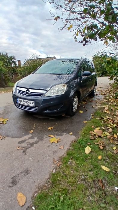 Опель зафира 1.8 газ бензин ,торг