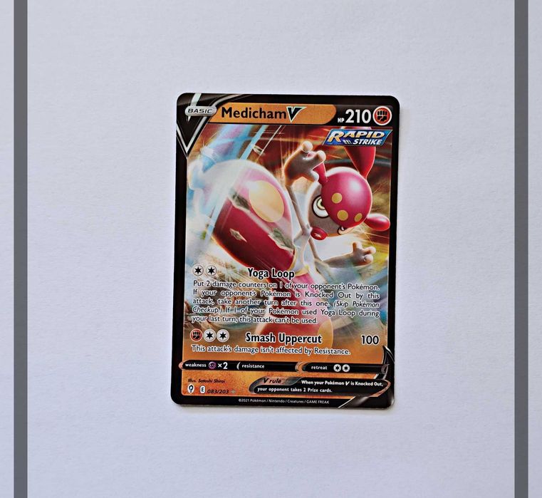Medicham V 083/203 EVS Pokemon ENG-NM
