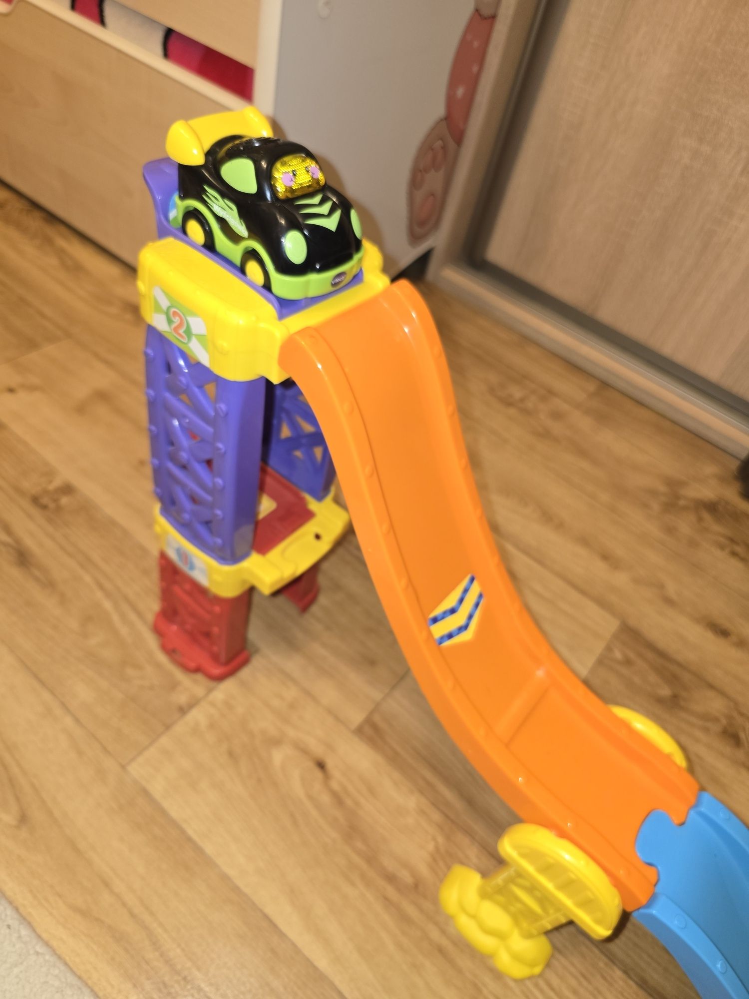 Vtech tut tut autka szalona rampa