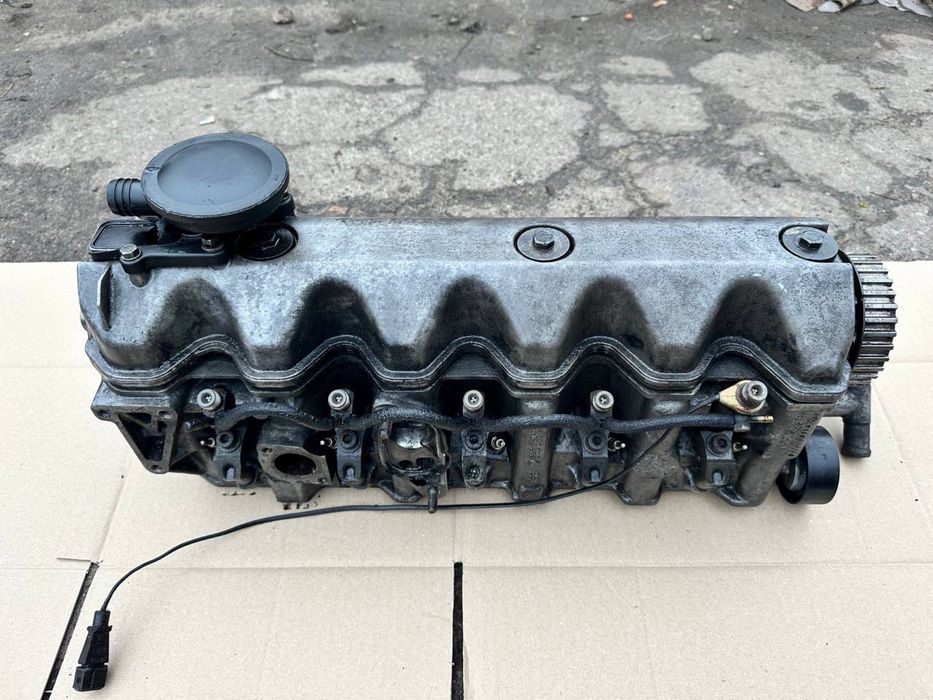 Головка в зборі LT 2.5 tdi Volkswagen LT T4 2.5 D TD TDI ЛТ
