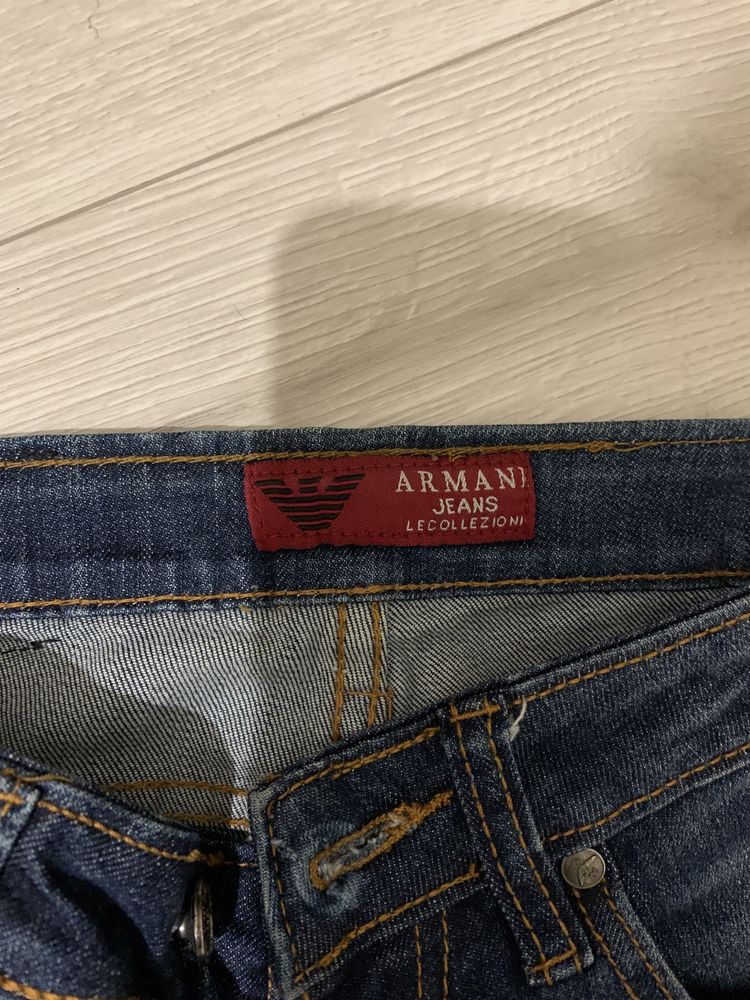 Женские джинсы Armani
