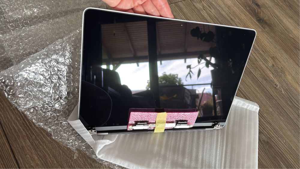 APPLE MacBook Pro    matryca nowa /  wyświetlacz