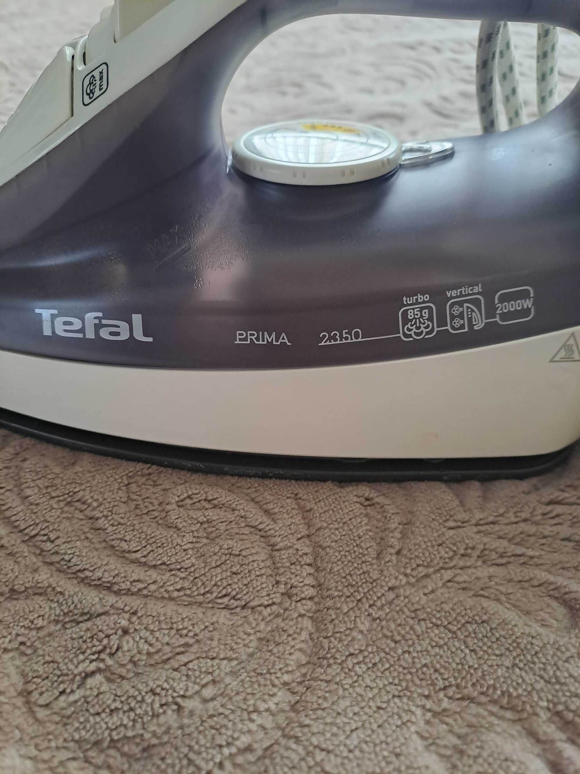 Утюг б/у Tefal...