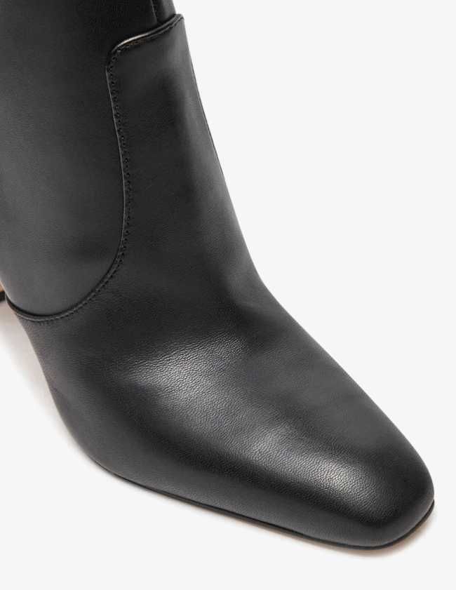 Guess Botki na obcasie Caitte FLDCAT LEA10 Czarne skórzane Premium R41