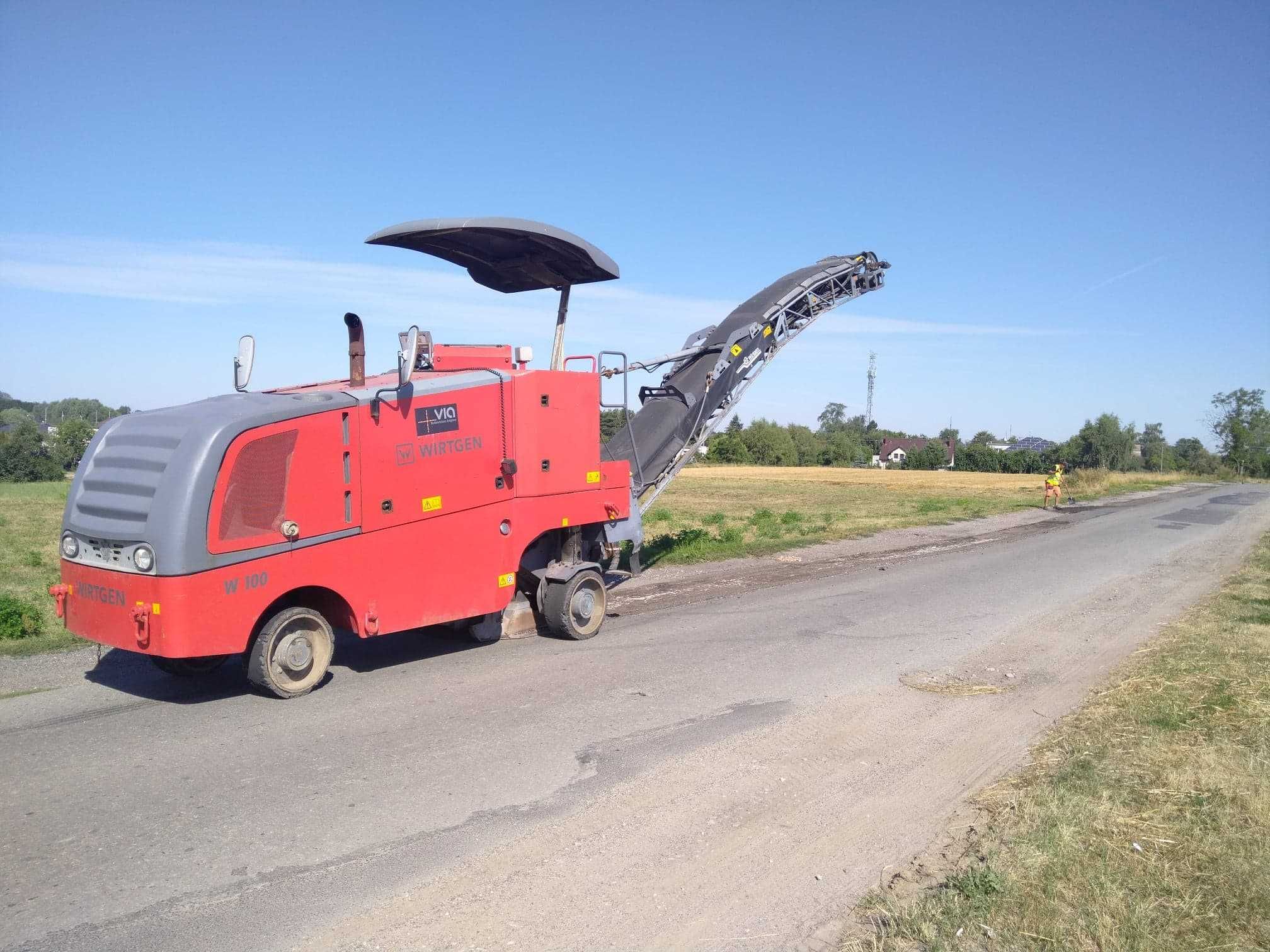 Wynajem Termos do Masy Asfaltowej         Transport Asfaltu   Wynajem