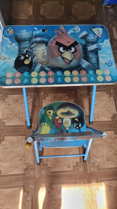 Продам стол +стул раскладной,  доска, палатка