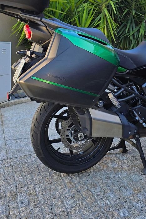 1Ano 2022Moto Kawasaki Versys 1000  motivo de vends: Perda da visão -