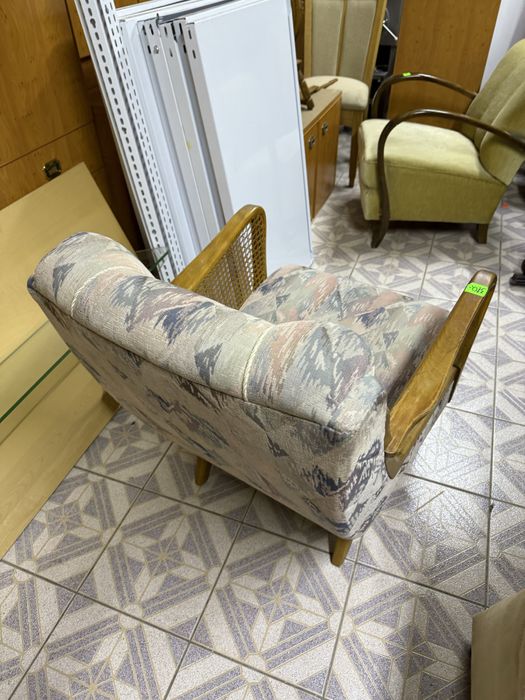 Fotel Holenderski tapicerowany z plecionką rattanową – DOWÓZ DO DOMU