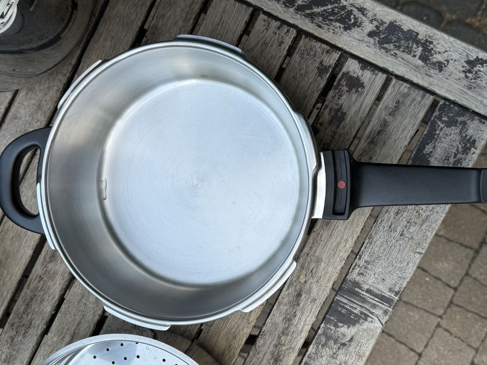 Zestaw szybkowarów Fissler Vitavit o poj. 2,5 / 4,5 /6l plus Wklad !!!