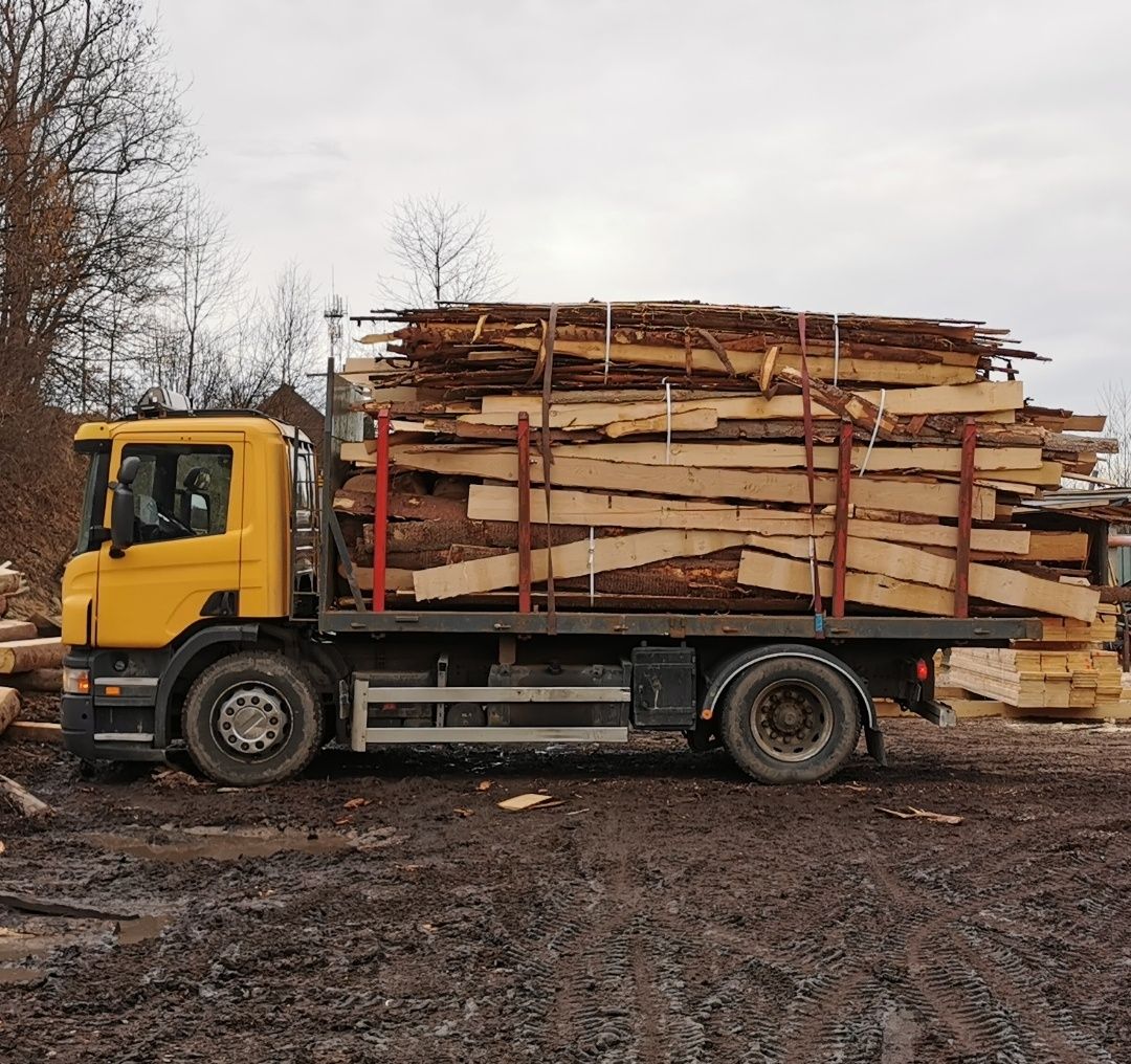 Zrzyna świerkowa pakowana z dowozem – Scania do 18 mp! Drewno opałowe!