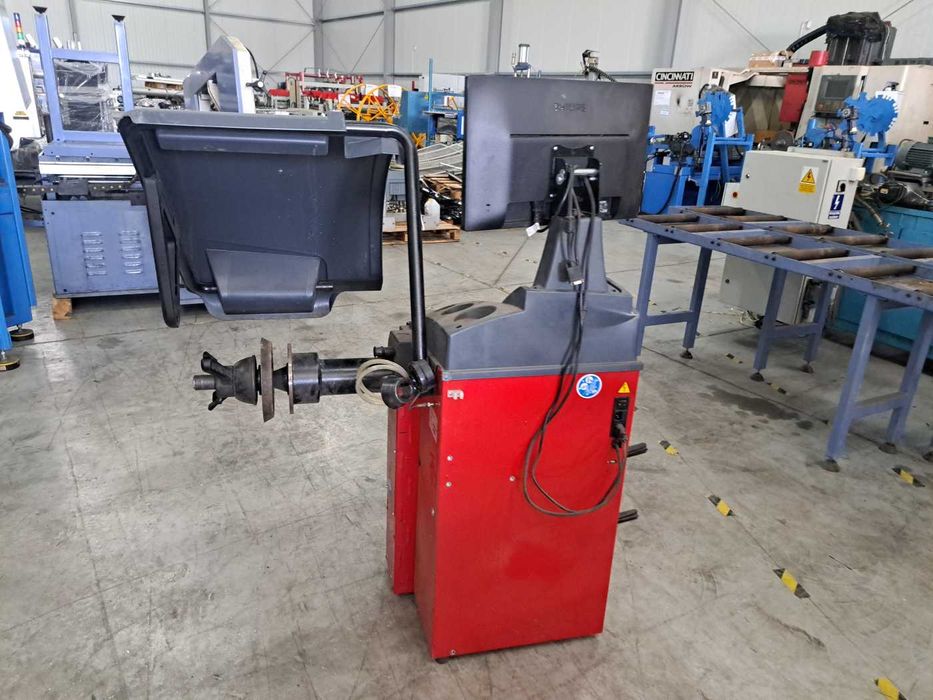 Wyważarka do kół samochodowych NEXION Tip Topol