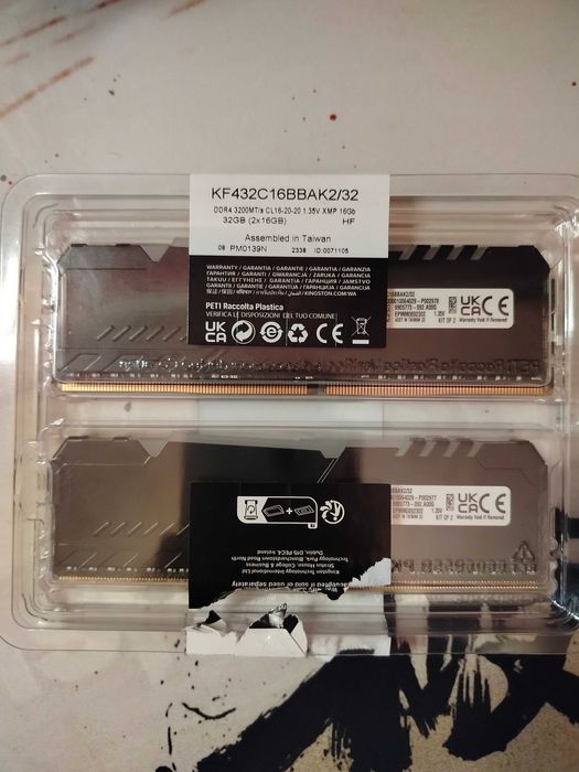 Оперативна пам’ять Kingston FURY Beast DDR4 RGB 32GB (2x16GB) 3200MT/s