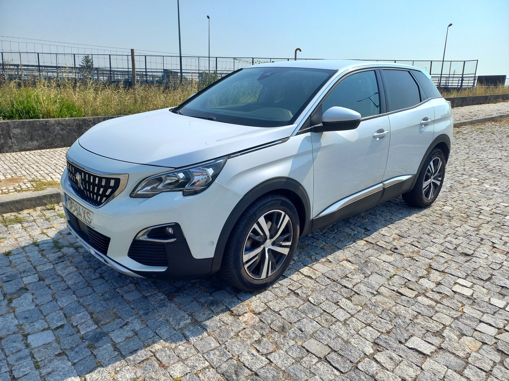 Peugeot 3008 Allure 1.6 hdi crossway de 2017