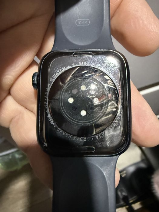 Продам Apple watch 7