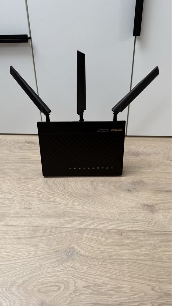 Router Asus 4G-AC55U LTE