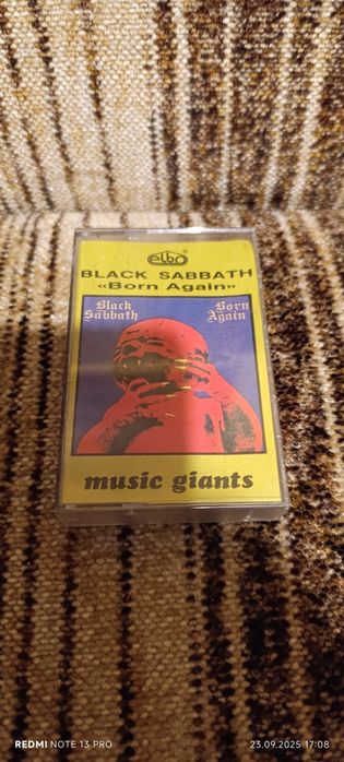 Sprzedam kasetę magnetofonową Black Sabbath Born again