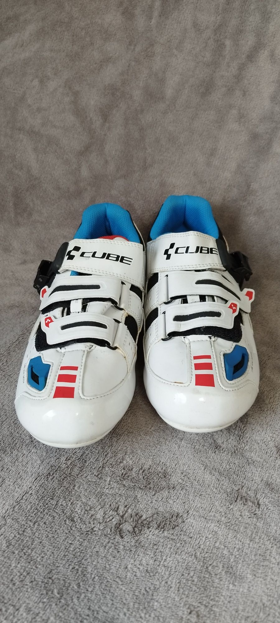 Nowe buty na rower szosowe Cube rozmiar 40 (25cm)