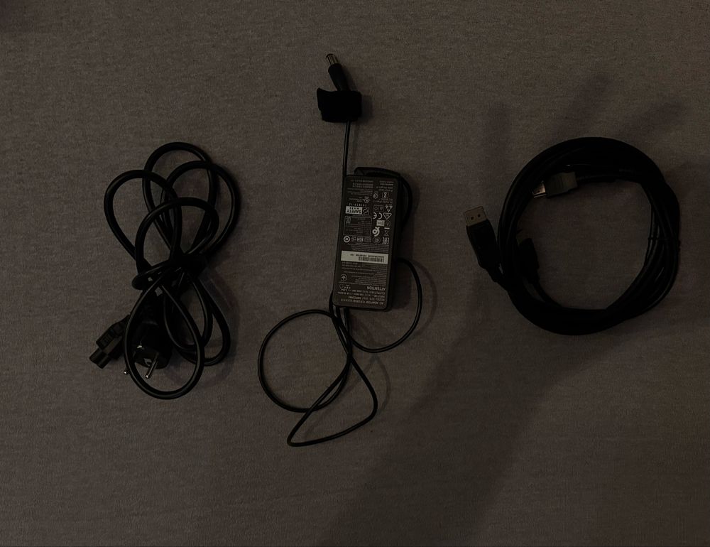 Monitor gamingowy AOC 27 cali zakrzywiony