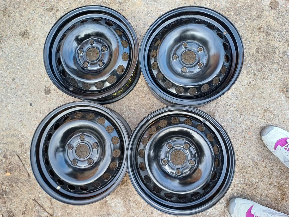 Jak nowe oryginalne felgi 15" 5x112 et47 6J VW Caddy VW Golf 7 Touran