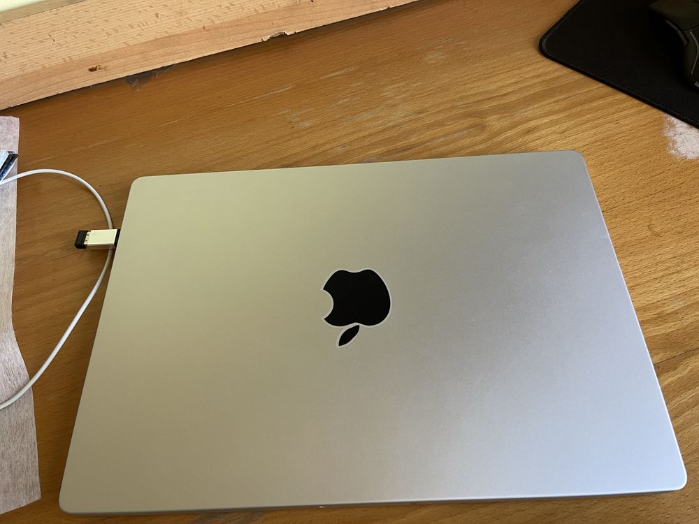 Macbook pro 16 m1