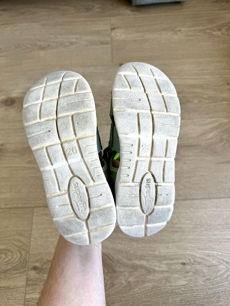 sandały Superfit (r.26) dla dzieci