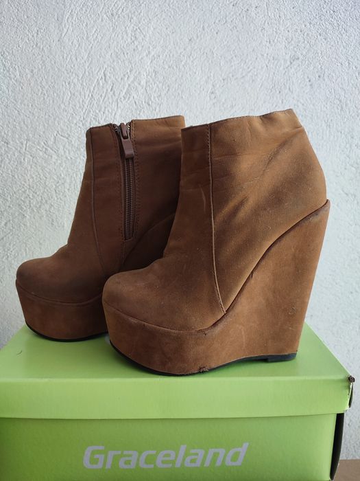 Buty koturny brązowe rozmiar 35