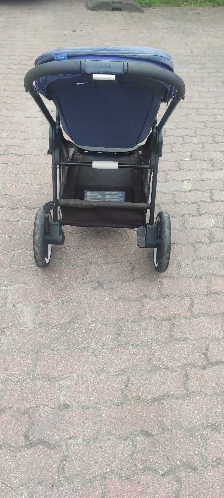 Wózek dziecięcy spacerówka solidna i wygodna