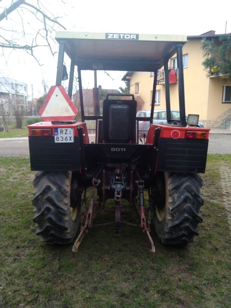 Ciągnik rolniczy Zetor 5011